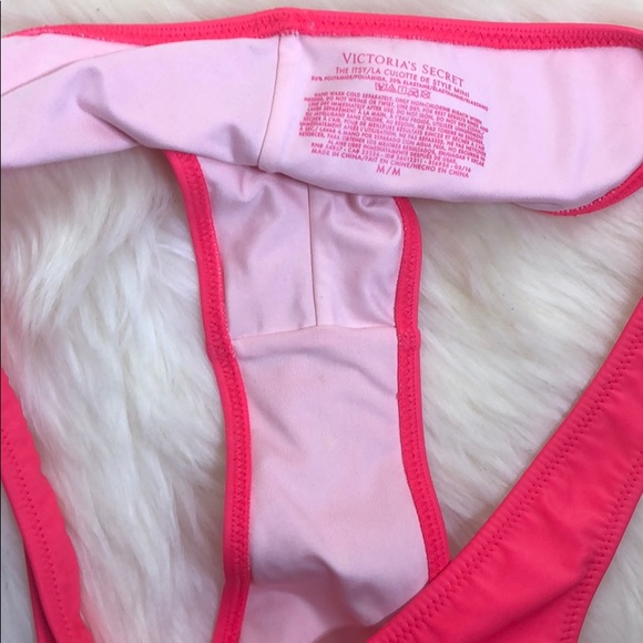 ❤️ Victoria’s Secret Bikini In a hot pink/coral - Picture 4 of 5